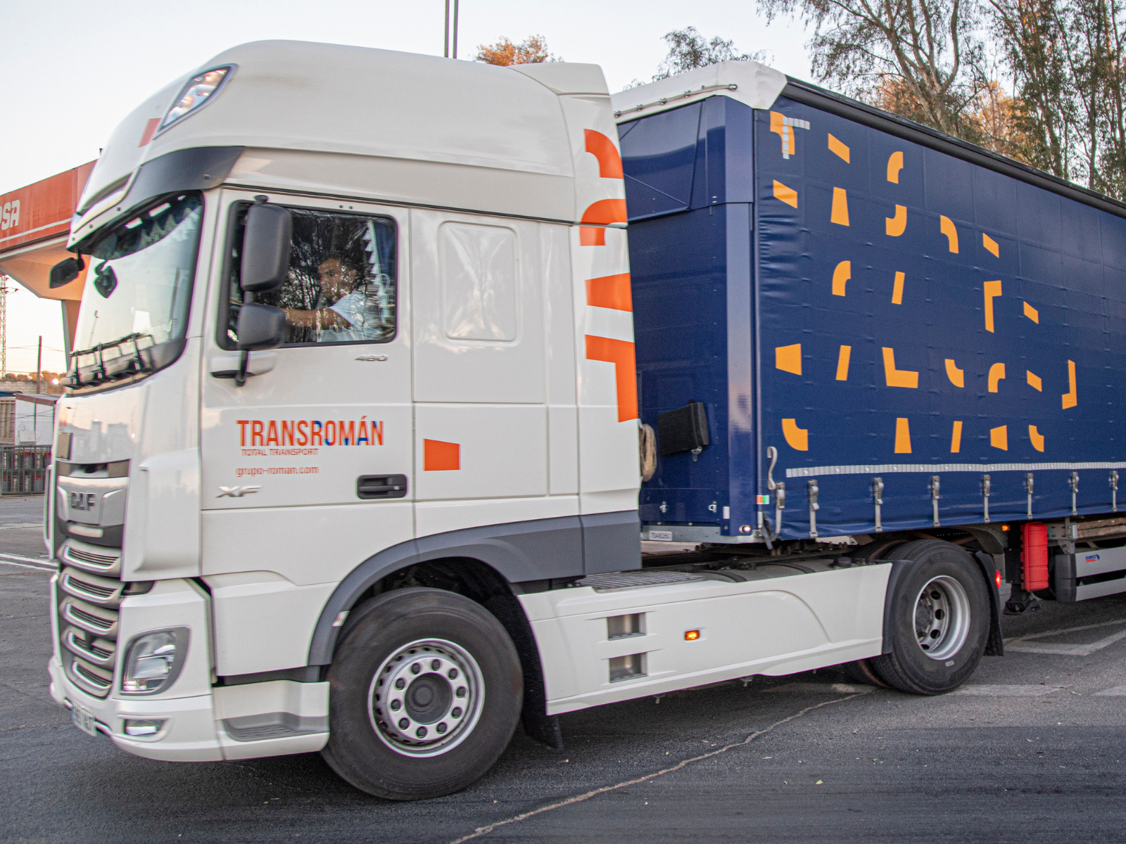 Servicio de transporte de Cargas Completas